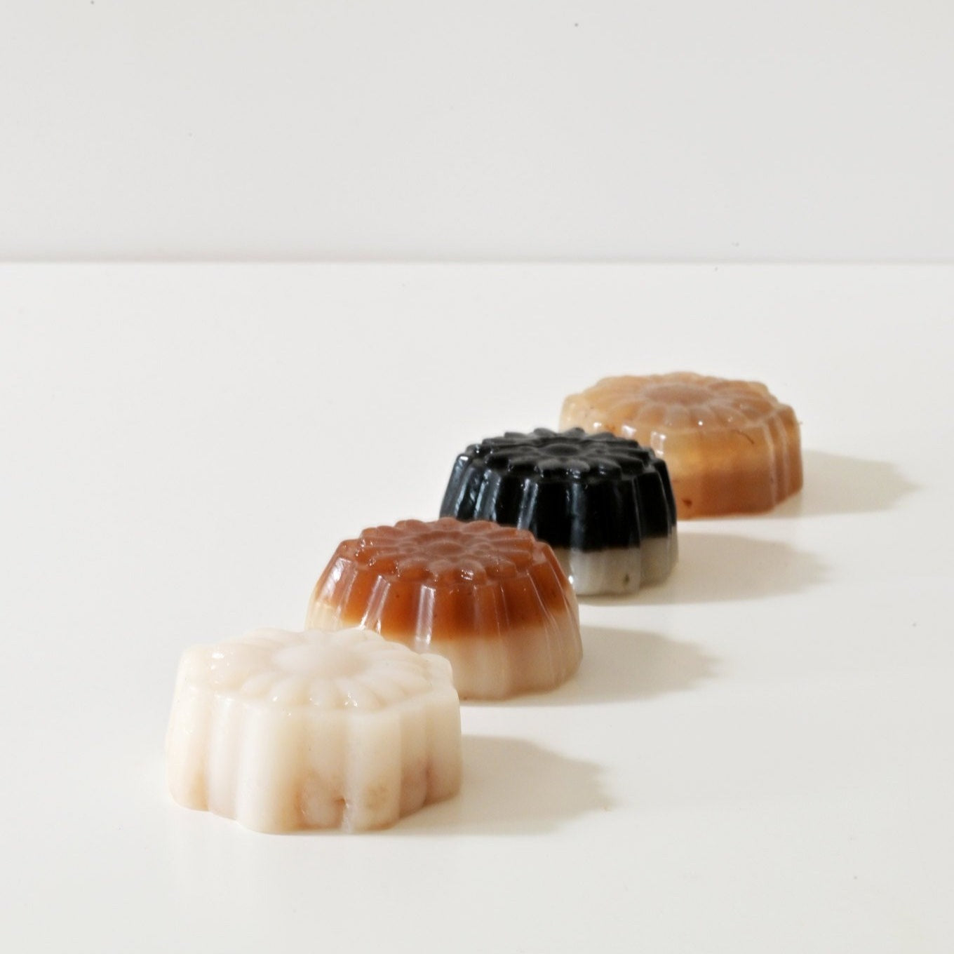 【精緻糕點月餅】酒釀桂花糕、桃膠椰汁糕、棗皇糕、杏仁芝麻糕(四件裝)