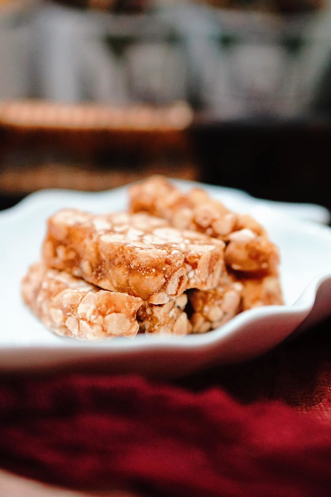 Traditional Chinese Peanut Brittle