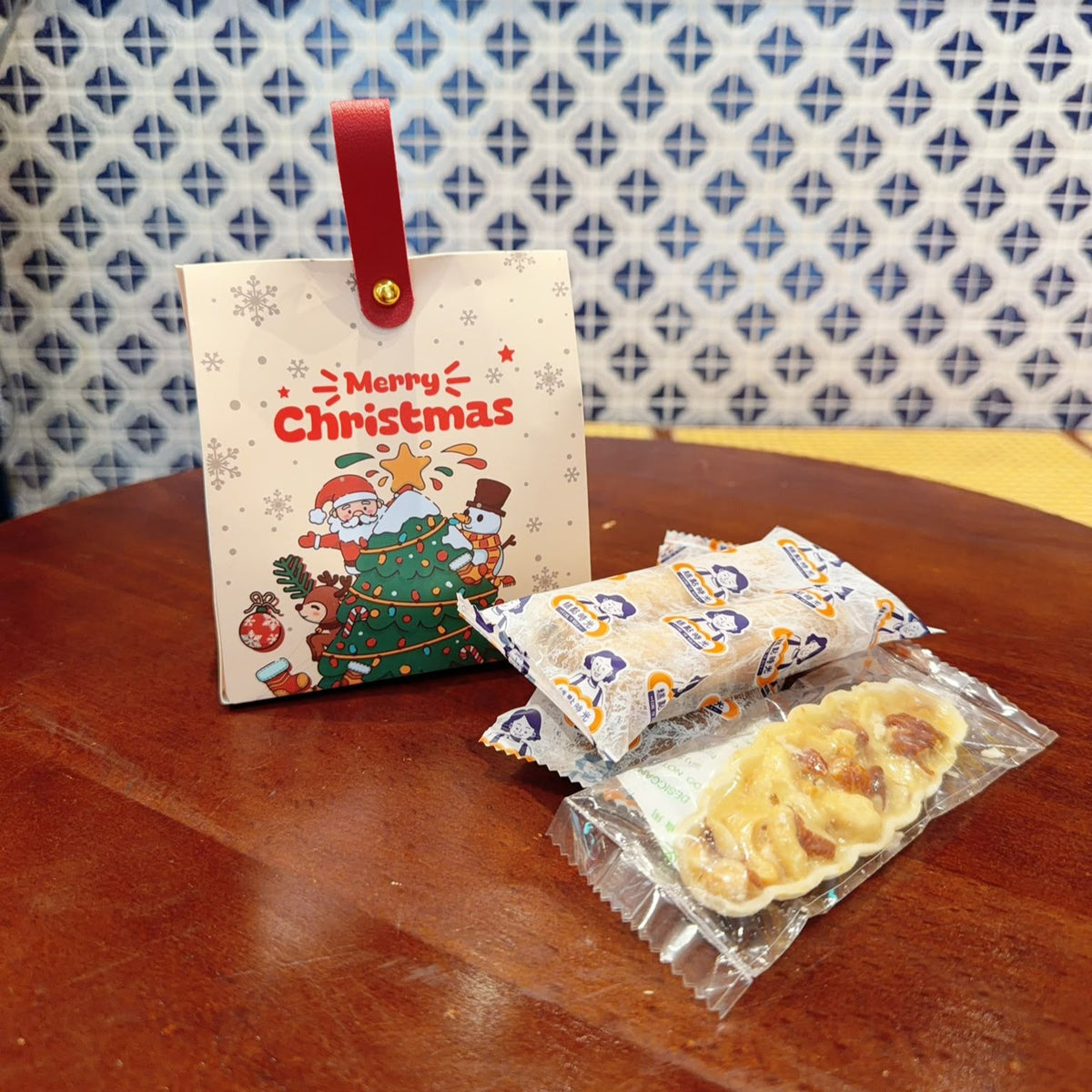 2025 Christmas Traditional Snack Gift Box